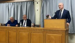 divtakis-papadopoulos-stin-siskepsi-tou