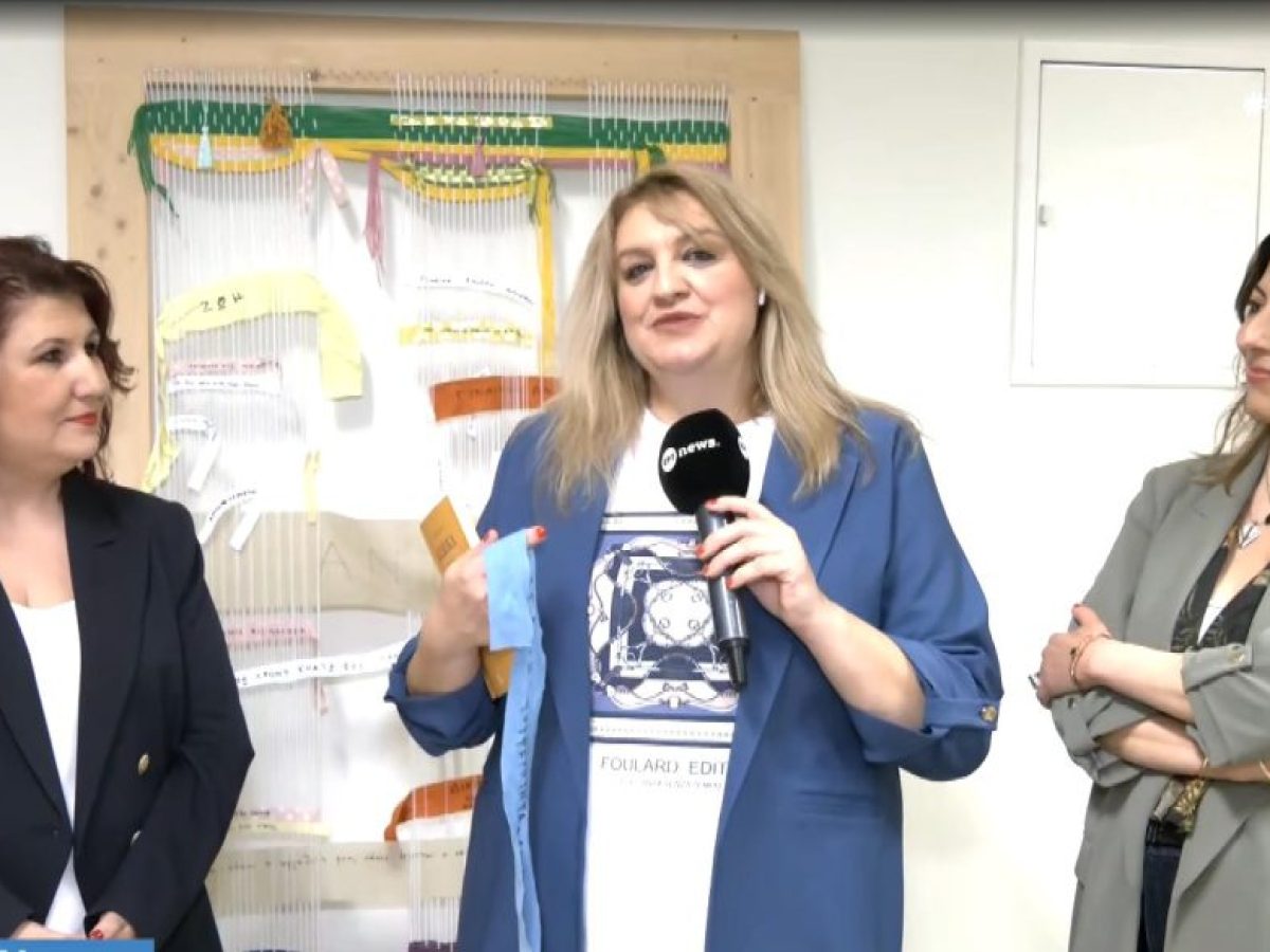 «Δώδεκα. Ιστορίες που γεννήθηκαν στη Θεσσαλονίκη»: Το βιβλίο της Κ. Τζαβάρα φωτίζει τις όψεις της γυναίκας