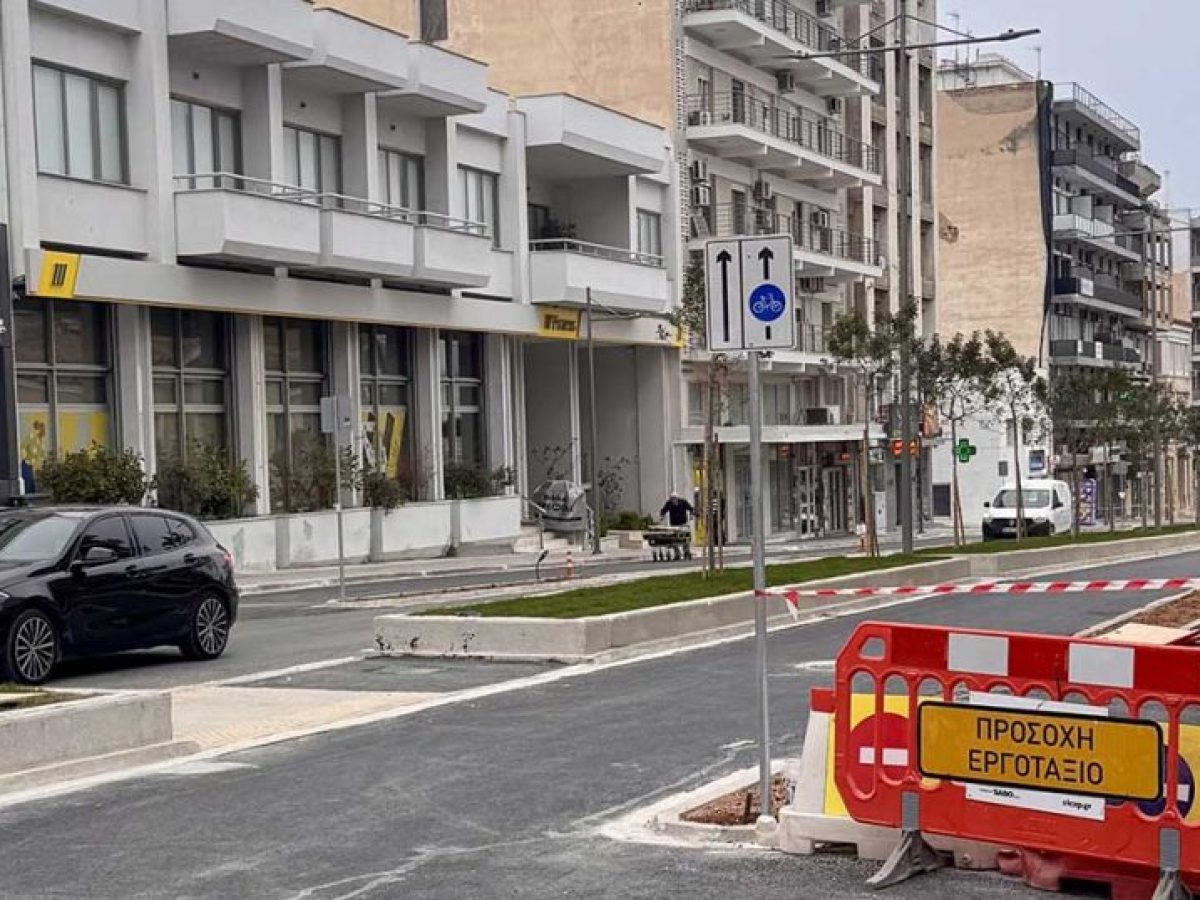 Δόθηκε στην κυκλοφορία το ρεύμα καθόδου της Λεωφόρου Ελ. Βενιζέλου