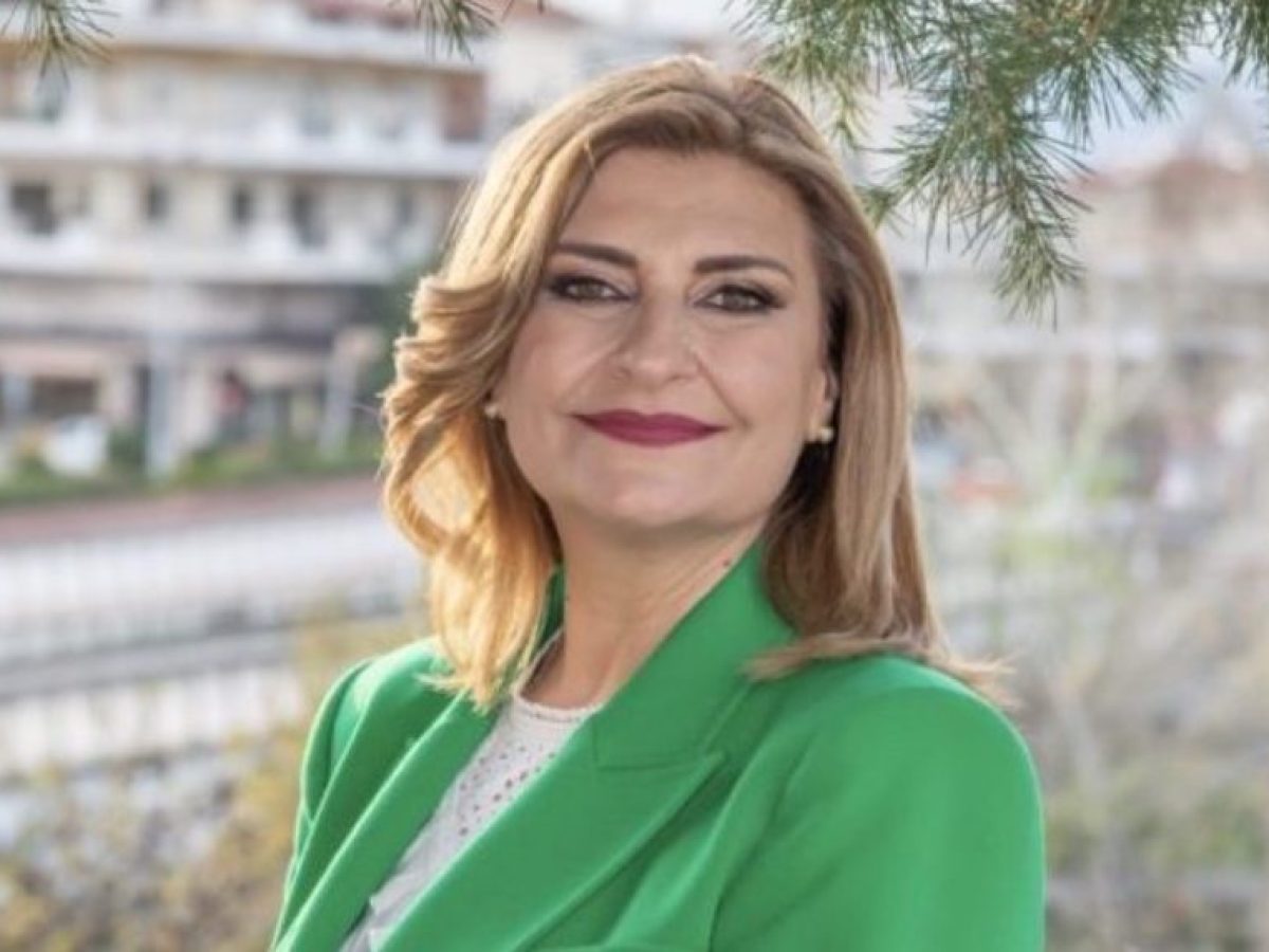 Ε. Λιακούλη: «Δεν χωράει ένα κυνικό ‘αποφασίζομεν και διατάσσομεν’ για τα ταξί – Είναι μέρος της κοινωνικής ζωής κι όχι μόνο μέσα μεταφοράς»