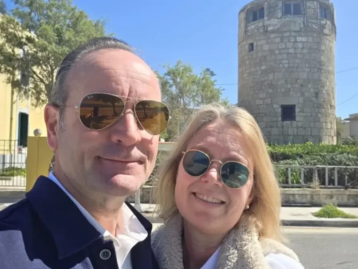 «Έχουμε κάνει το δρομολόγιο Κολονία – Ρόδος έναν… καφέ δρόμο» – Ο Ανδρέας και η Νικόλ που ερωτεύτηκαν το νησί