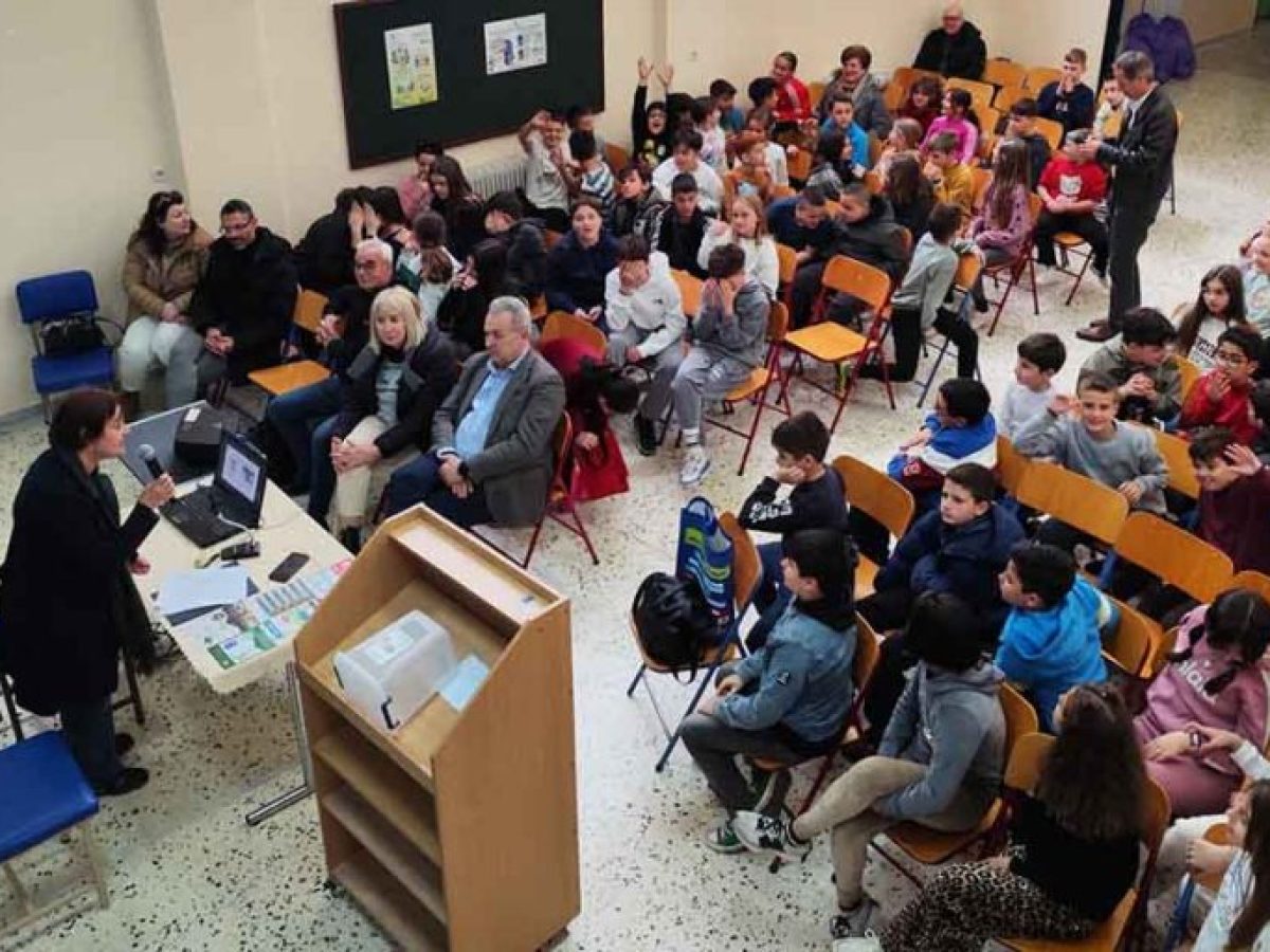 Εκδήλωση για την Παγκόσμια Ημέρα Ανακύκλωσης στο 8ο Δημοτικό Σχολείο Αγρινίου