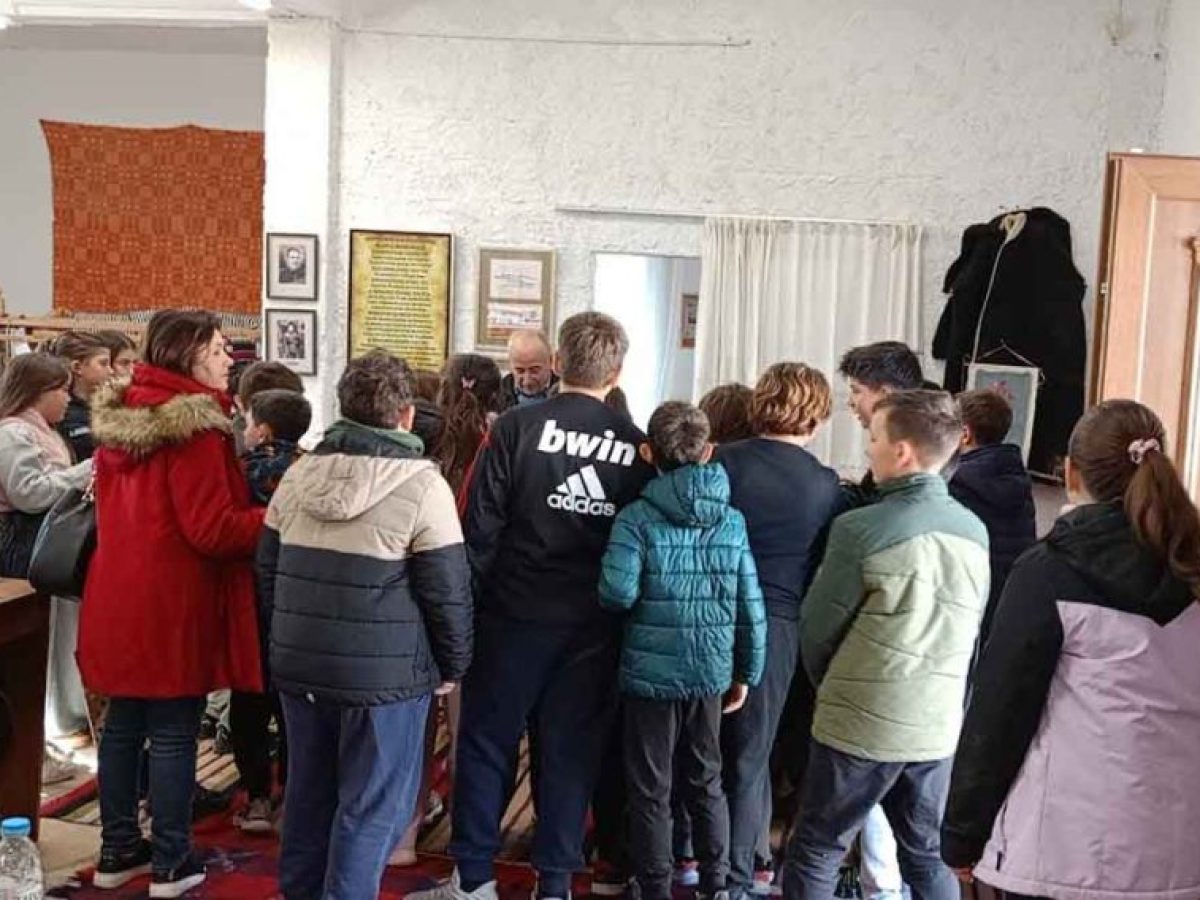 Εκπαιδευτική επίσκεψη μαθητών του 1ου Δημοτικού Σχολείου Αγρινίου στη Μπαμπίνη (φωτο)