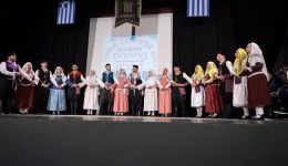 ellada-mana-mas-glikia-–