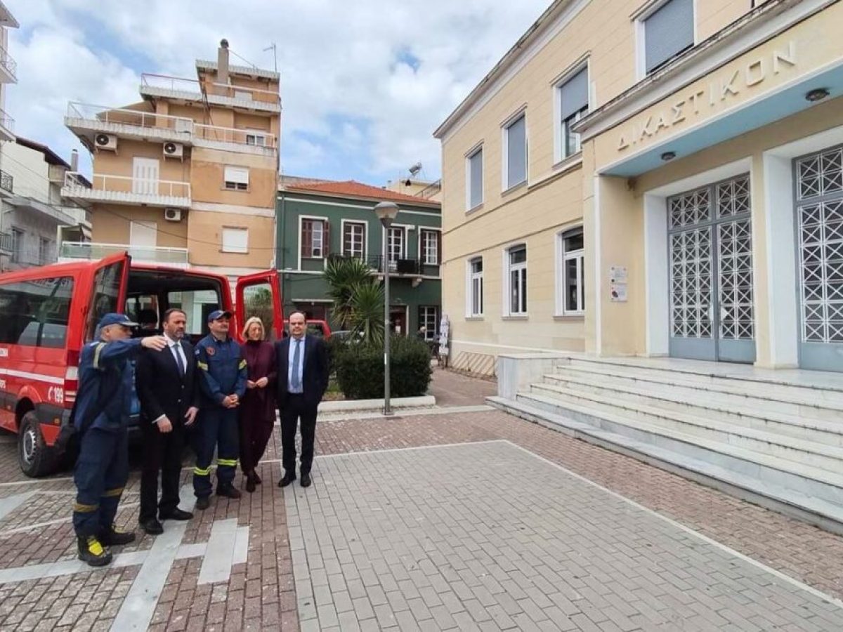 Έμπρακτη στήριξη στους πυροσβέστες από τον Δικηγορικό Σύλλογο Μεσολογγίου