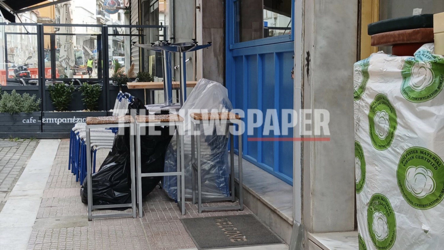 ena-magazi-klini&hellip;-ena-anigi