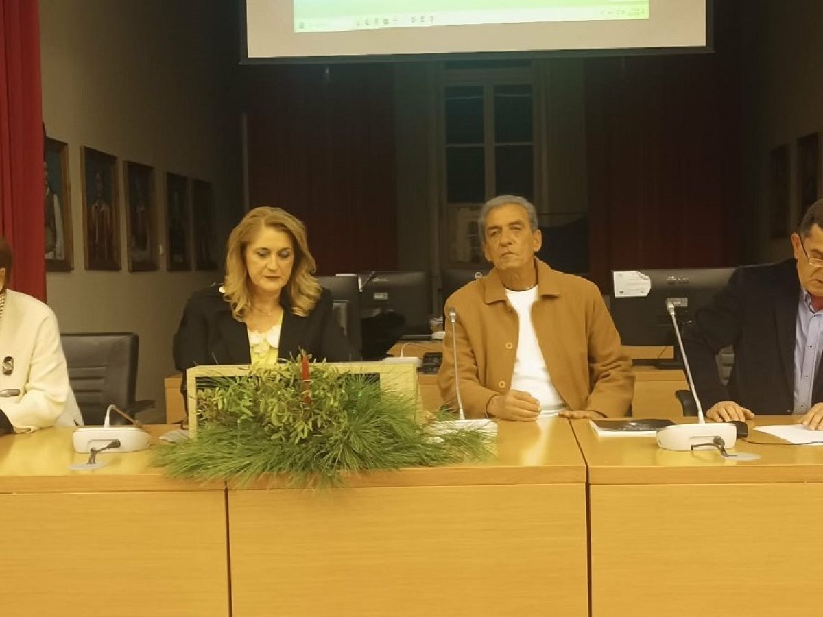 Ένα «προσκύνημα» λόγου και ψυχής από τον Δημήτρη Μανιάτη στo Αγρίνιο