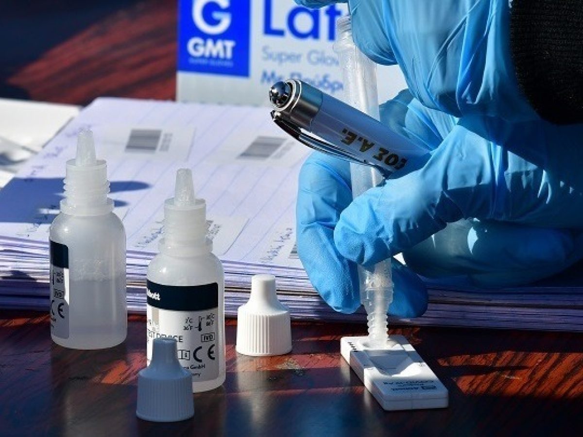 Ενημέρωση ΕΟΔΥ για κορονοϊό, γρίπη και ιό RSV