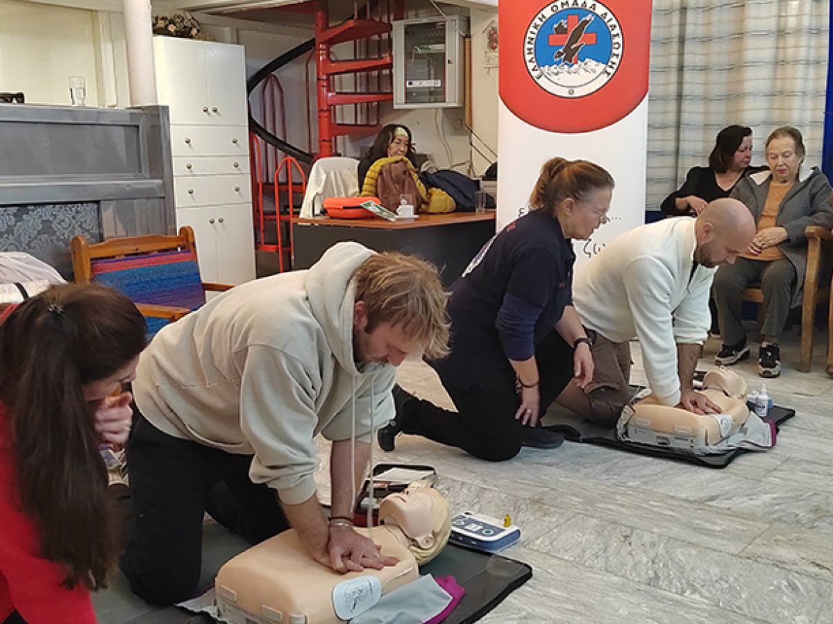 ΕΟΔ Κυκλάδων: Σεμινάριο Σεμινάριο Βασικής Υποστήριξης Ζωής στο ΚΑΠΗ Παροικιάς