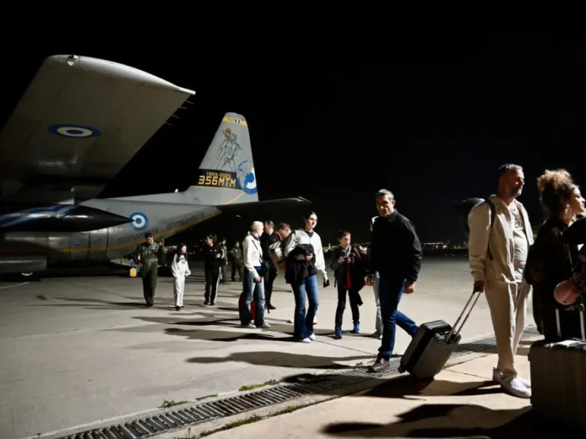 Επέστρεψαν στη Ναύπακτο οι προσκυνητές από τη Βηθλεέμ – Οι δηλώσεις του Γ. Βαρελά για την περιπέτεια στη Μέσα Ανατολή