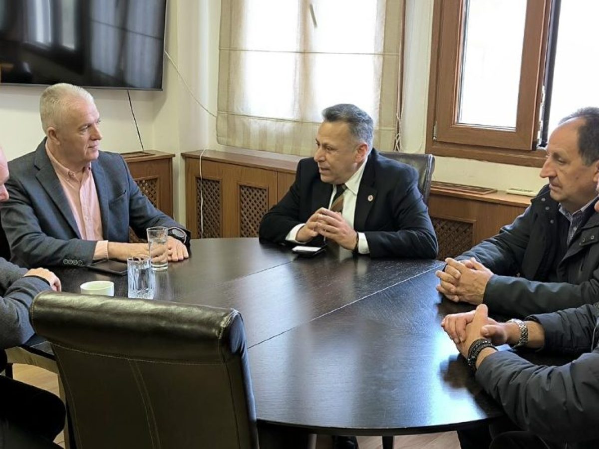 Επίσκεψη προέδρου ΕΚΑΒ στο Αμύνταιο