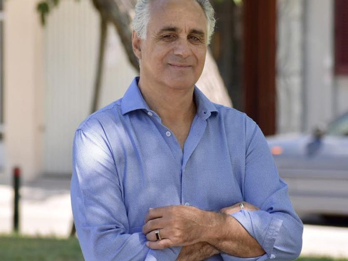 Επιστολή Λαμπρινίδη σε Υπουργεία Περιβάλλοντος -Υγείας: Να βρεθεί λύση με την ύπαρξη στεγών αμιάντου σε οικισμό του Μουζακίου