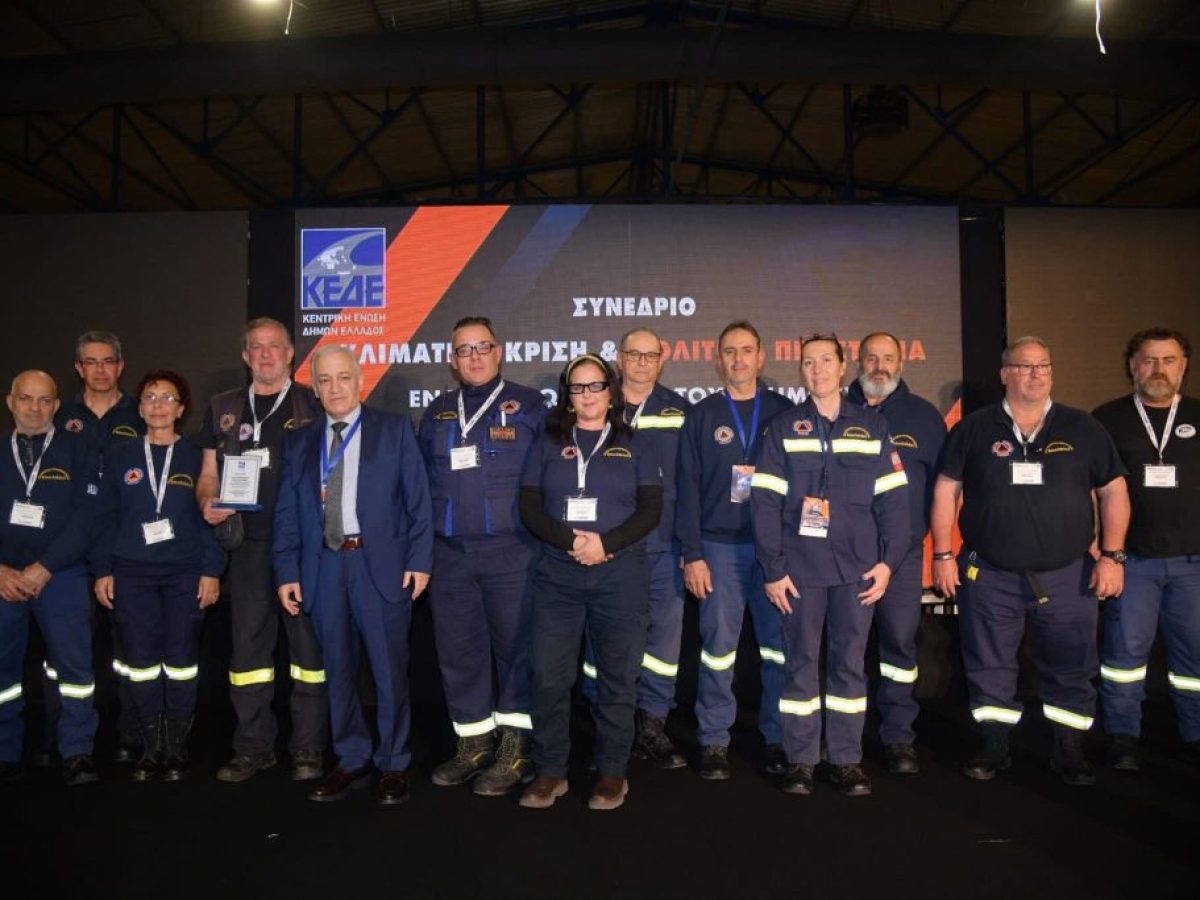 Ερέτρια: Οι εθελοντές των fetesclub 4×4 για τη βράβευση τους