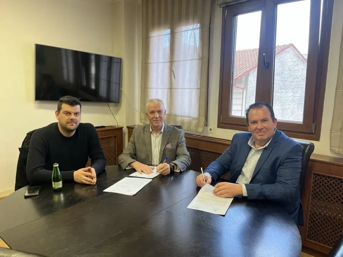 Εργασίες στο ΕΠΑΛ Αμυνταίου και στο Δημοτικό Σχολείο Βαρικού