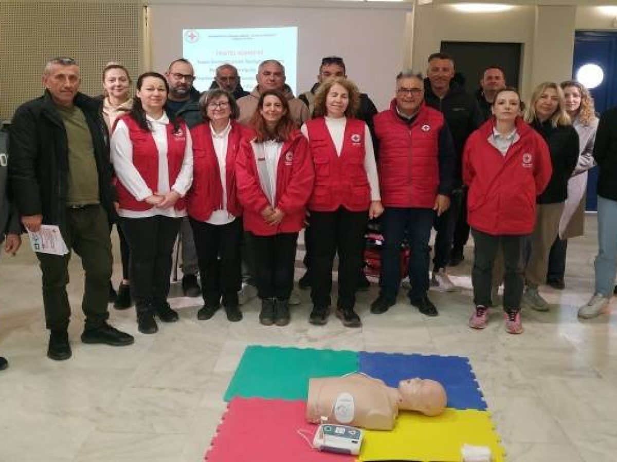 Ερυθρός Σταυρός Λήμνου: Ολοκληρώθηκε με επιτυχία το σεμινάριο Πρώτων Βοηθειών στην αίθουσα «Γκαλιούρη»