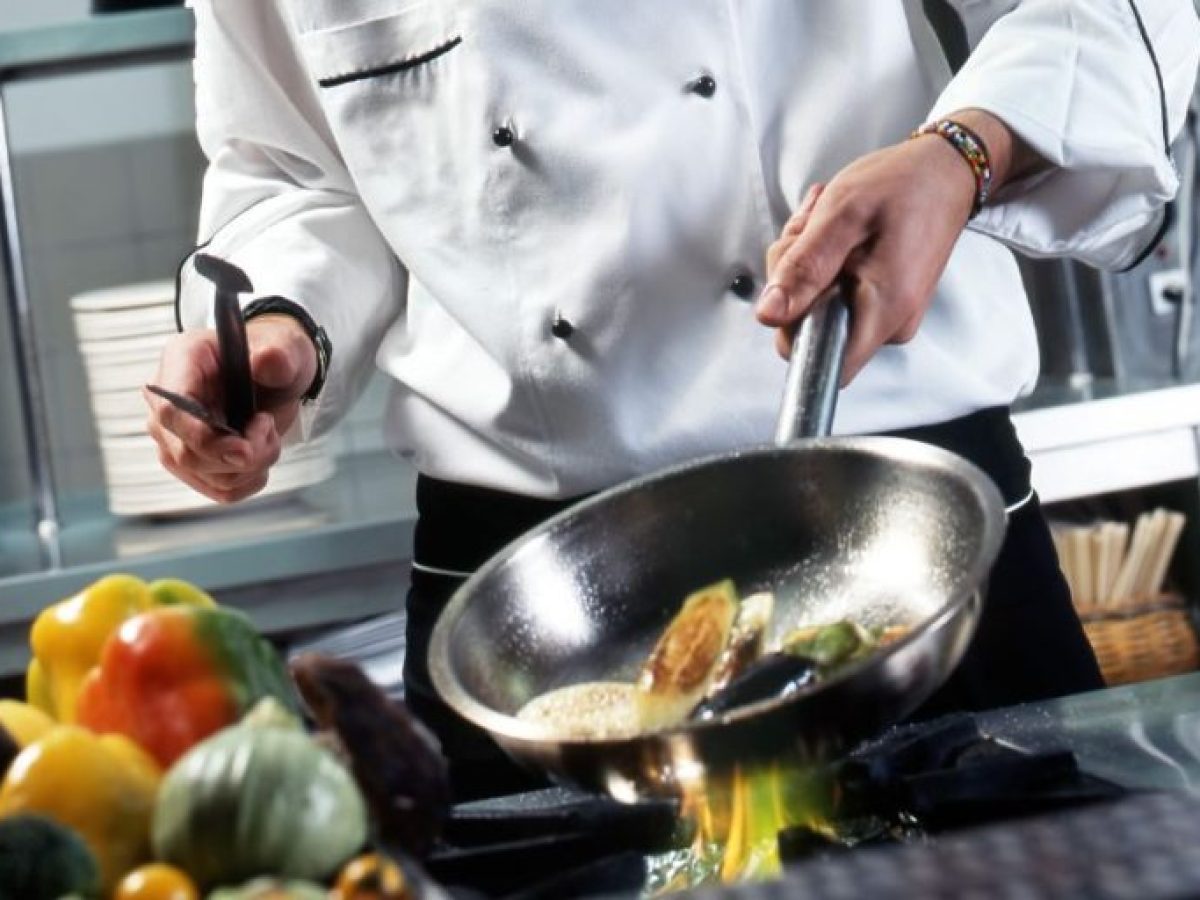 Εστιατόριο ελληνικής μεσογειακής κουζίνας στο Ναύπλιο ζητά προσωπικό