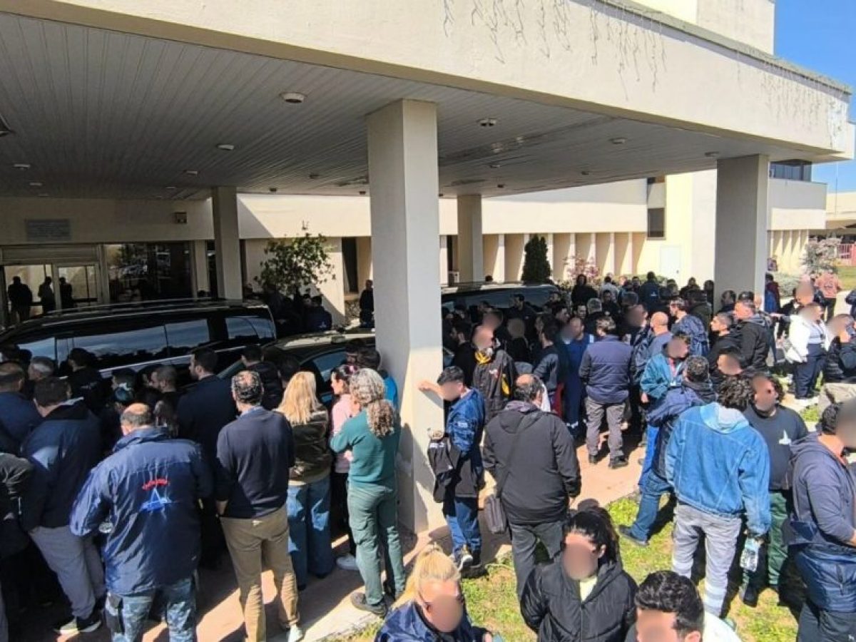 Έστειλαν τα ΜΑΤ στην ΕΑΒ – διέταξαν να συλλάβουν 8 άτομα