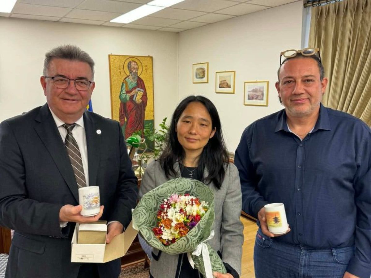 Εθιμοτυπική επίσκεψη αντιπροσώπου της Ιαπωνικής Πρεσβείας στο Δημαρχείο Κορινθίων