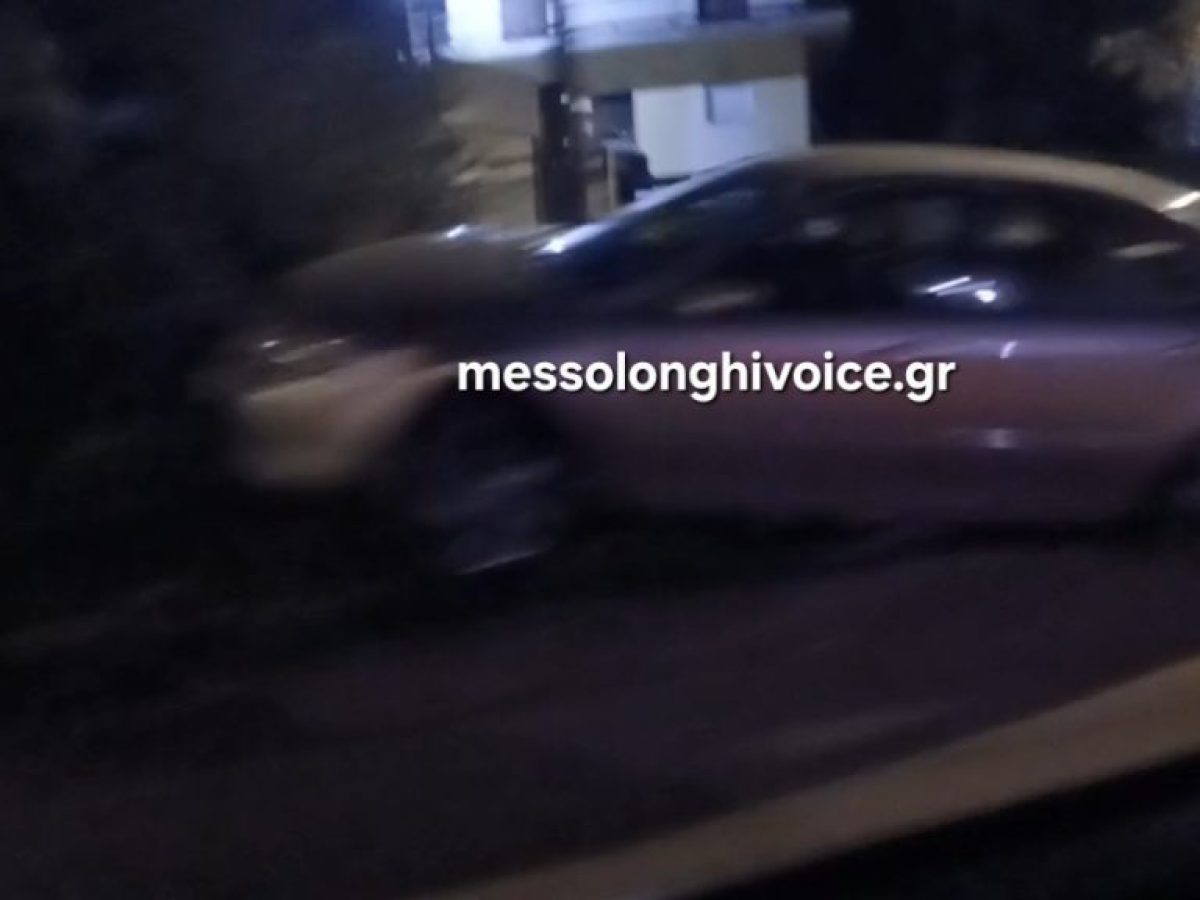 Αιτωλικό: ΙΧ καρφώθηκε σε μάντρα στη Μπούζα (ΒΙΝΤΕΟ)