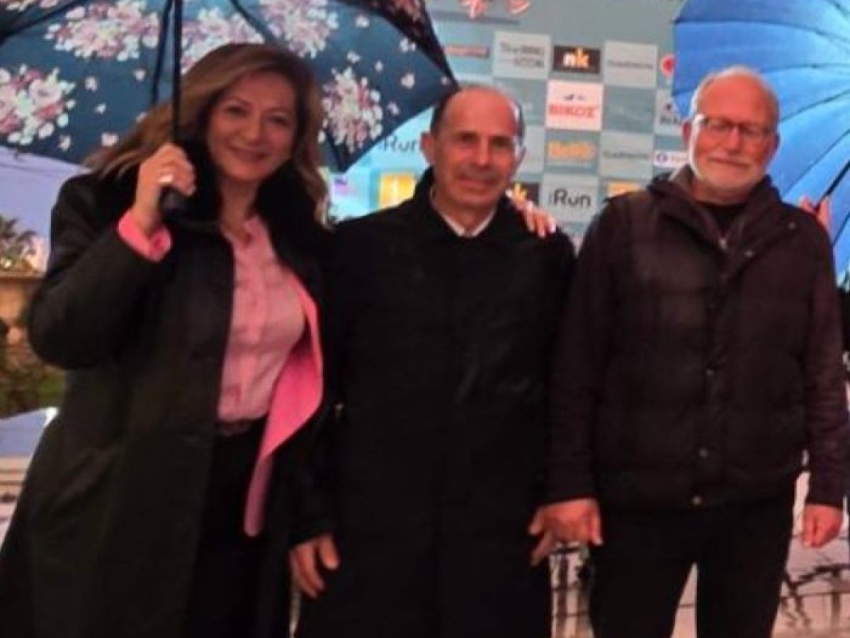 Ευάγγελος Μπουρνούς: Τιμητική βράβευση για τη συμβολή του στα 10 χρόνια του Αραφήνειου Δρόμου