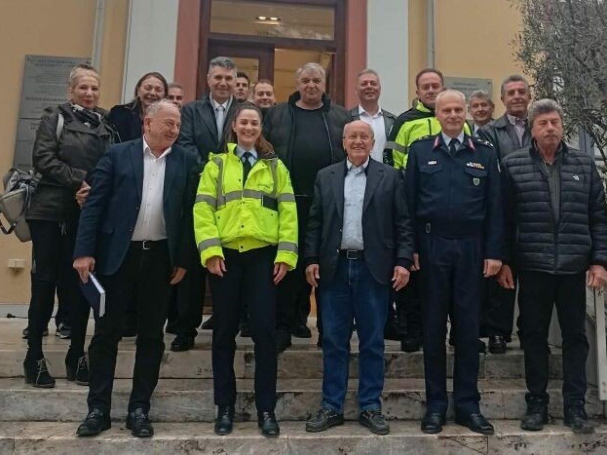 Ευρεία σύσκεψη της Δημοτικής Αρχής Μαραθώνος με στελέχη του Υπουργείου Προστασίας του Πολίτη για το ζήτημα της αστυνόμευσης