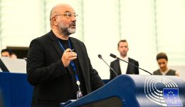 evropei-sosialistes-apo-ta-Άgrafa