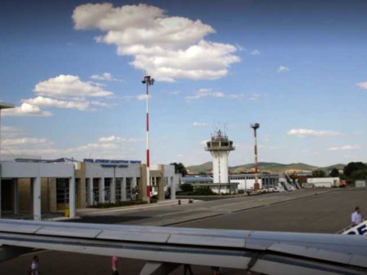 Έβρος: Στρατιωτικό αεροσκάφος στο αεροδρόμιο της Αλεξανδρούπολης