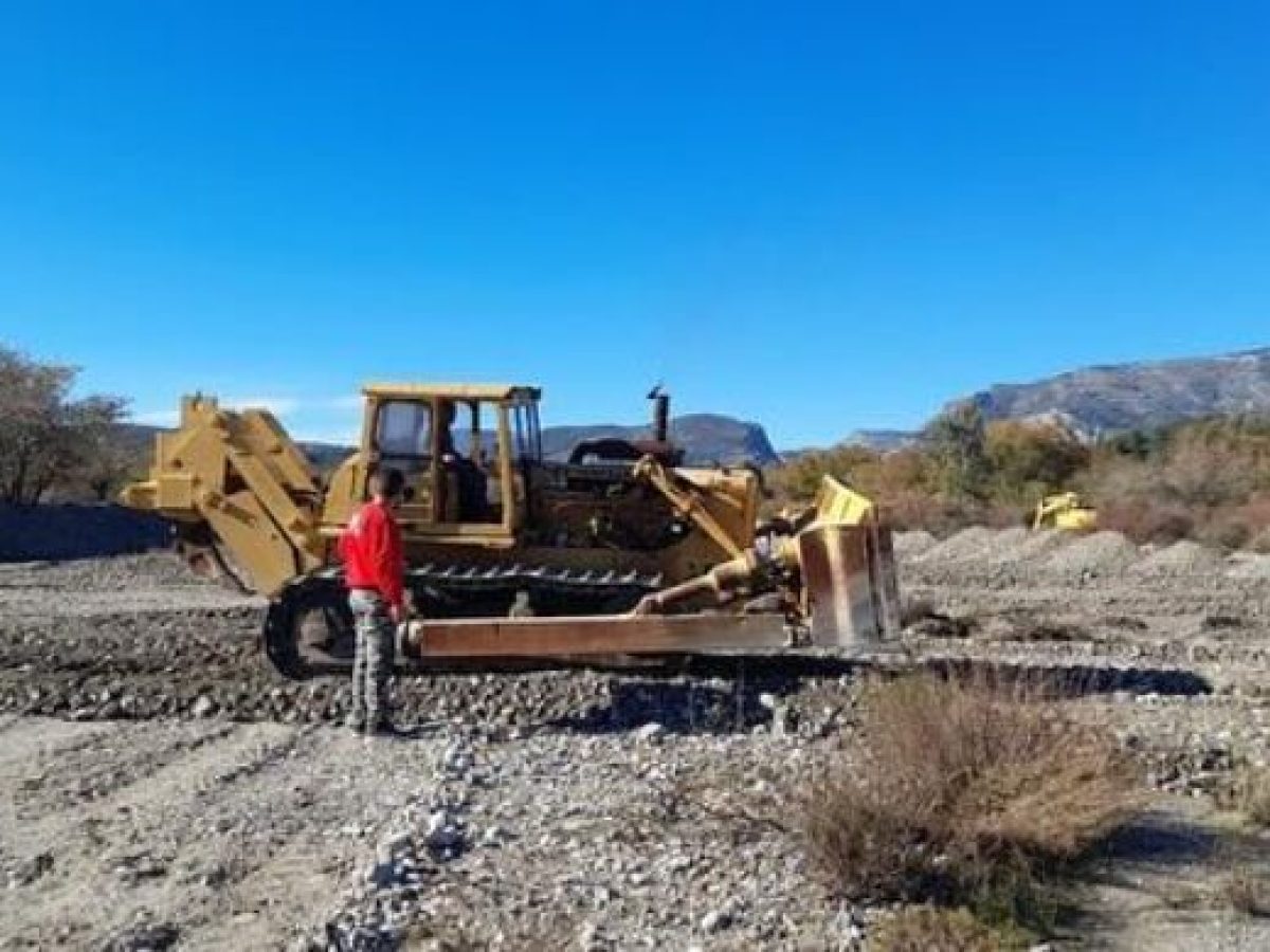 Εύβοια: Μεγάλη επιχείρηση καθαρισμού σε ποταμούς και ρέματα