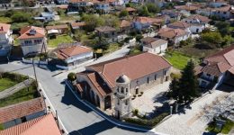 exi-chronia-kathirxi-se-63chrono