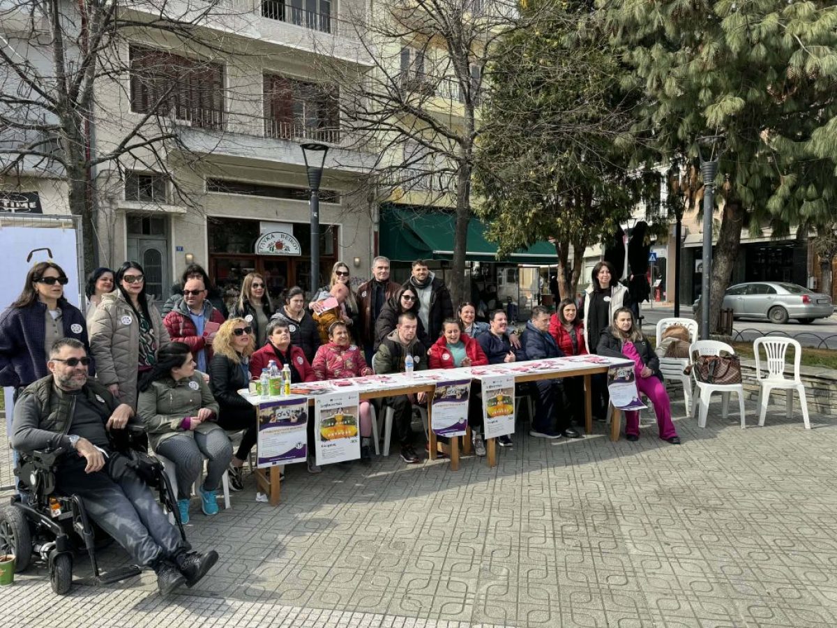 Φλώρινα : Δράση street work για τα δικαιώματα των γυναικών