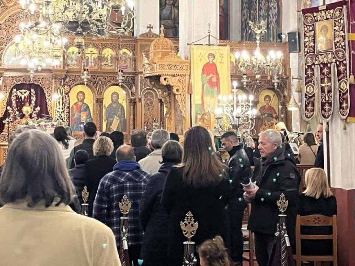 Γέμισαν πιστούς οι εκκλησίες στην Εύβοια στην Ακολουθία των Β΄ Χαιρετισμών