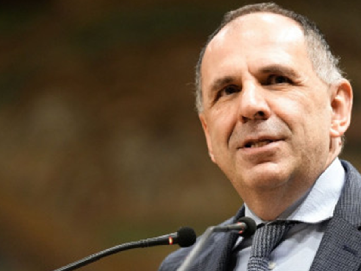 Γιώργος Γεραπετρίτης από τη Ρόδο: «Αδιαπραγμάτευτη η Αμυντική Θωράκιση των Νησιών μας»