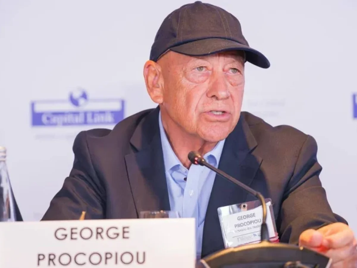 Γιώργος Προκοπίου: Τα πλοία του αψηφούν τους πυραύλους στα Στενά του Ορμούζ, όπως έκαναν παλιότερα ο Ωνάσης κι ο Νιάρχος, γράφει η WSJ