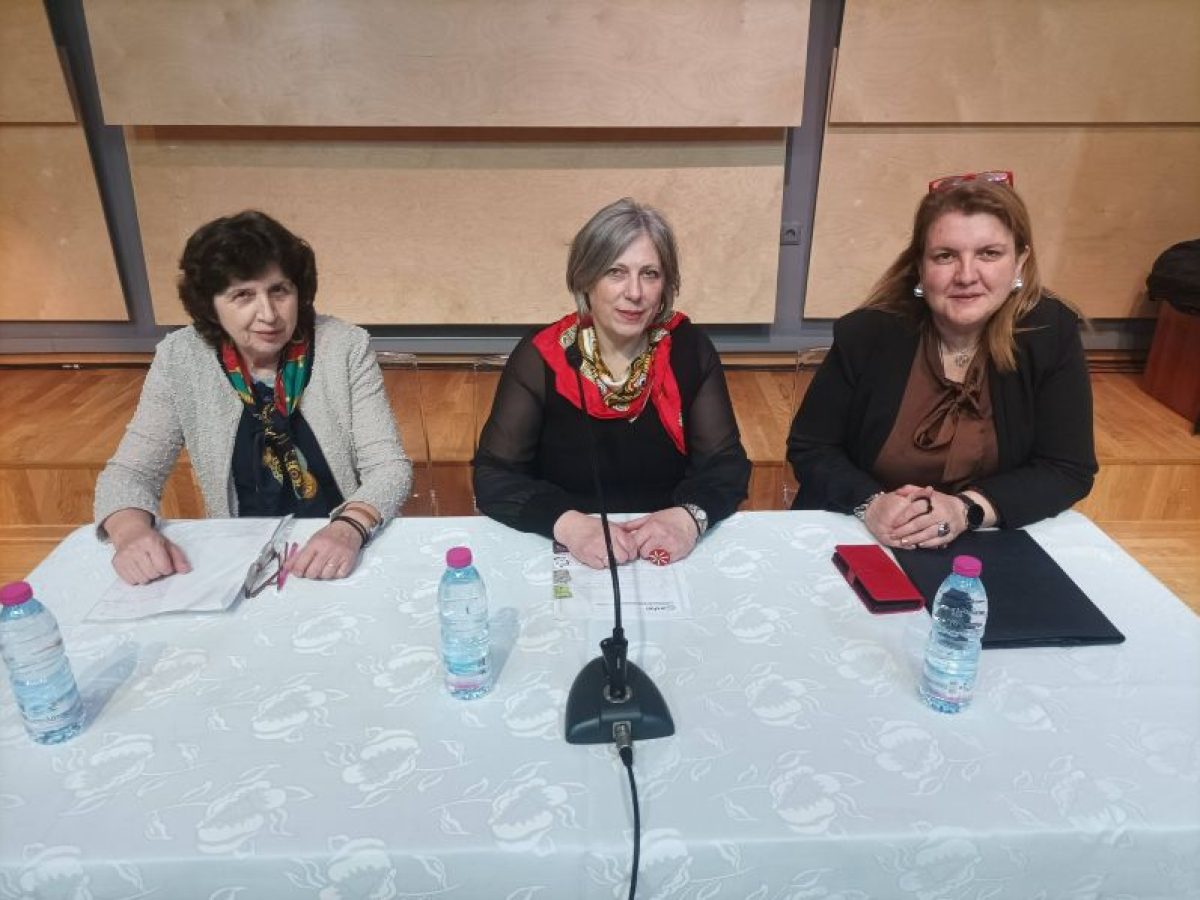 &Eta; &alpha;&nu;&iota;&psi;&iota;ά &tau;&omicron;&upsilon; &Alpha;&gamma;ί&omicron;&upsilon; &Pi;&alpha;ϊ&sigma;ί&omicron;&upsilon; &sigma;&tau;&eta;&nu; &epsilon;&kappa;&delta;ή&lambda;&omega;&sigma;&eta; &tau;&omicron;&upsilon; &sigma;&omega;&mu;&alpha;&tau;&epsilon;ί&omicron;&upsilon; &ldquo;&Mu;&alpha;&mu;ά&delta;&epsilon;&sigmaf; &gamma;&iota;&alpha; &tau;&eta;&nu; &Epsilon;&lambda;&lambda;ά&delta;&alpha;&rdquo;