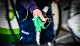 i-entasi-sti-mesi-Αnatoli