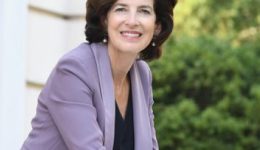 i-gallida-presvira-Laurence-Auer