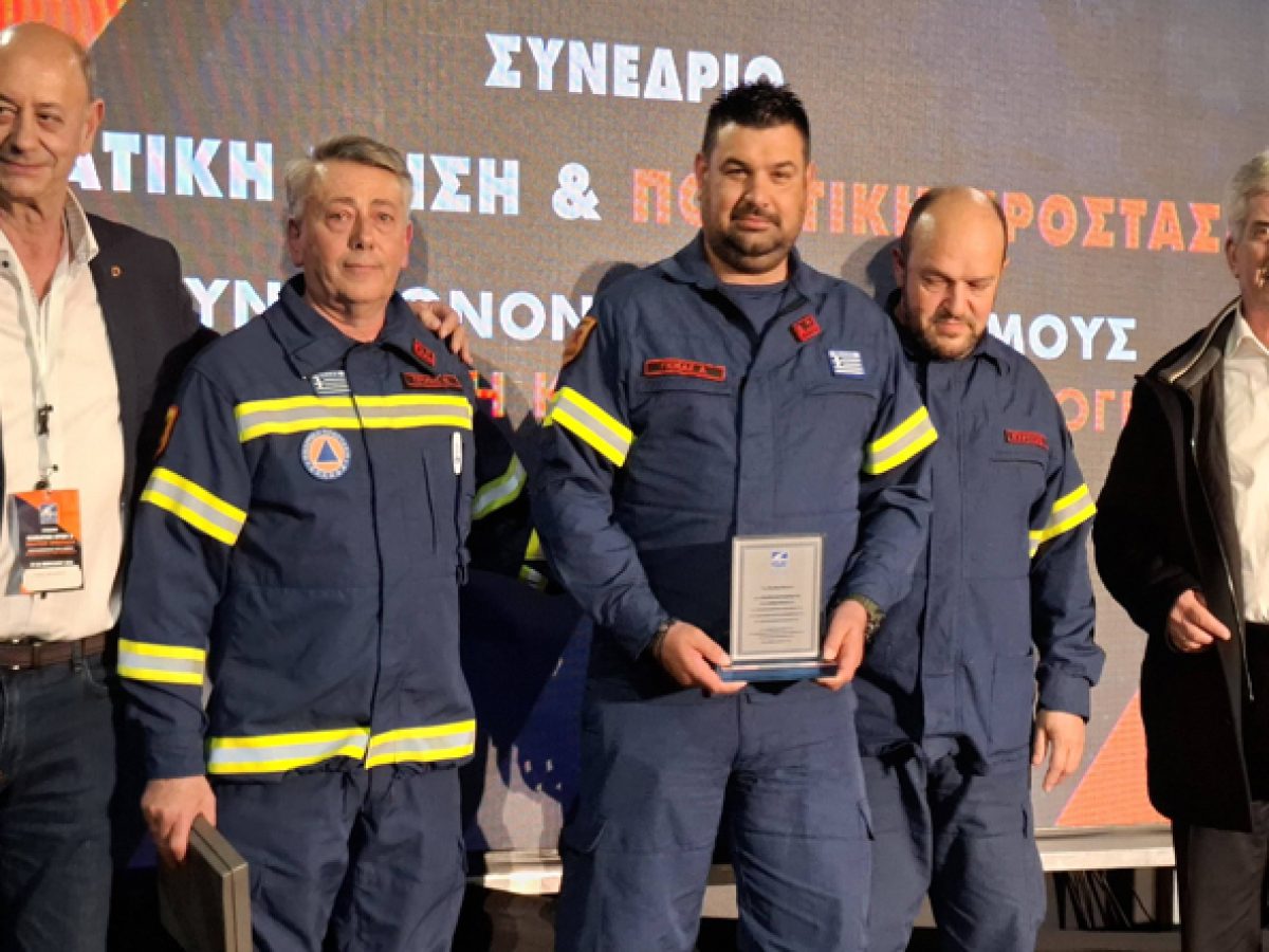 Η ΚΕΔΕ βράβευσε την Πολιτική Προστασία του Δήμου Κρωπίας για την ανεκτίμητη προσφορά της