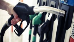 i-milos-antimetopi-me-tin