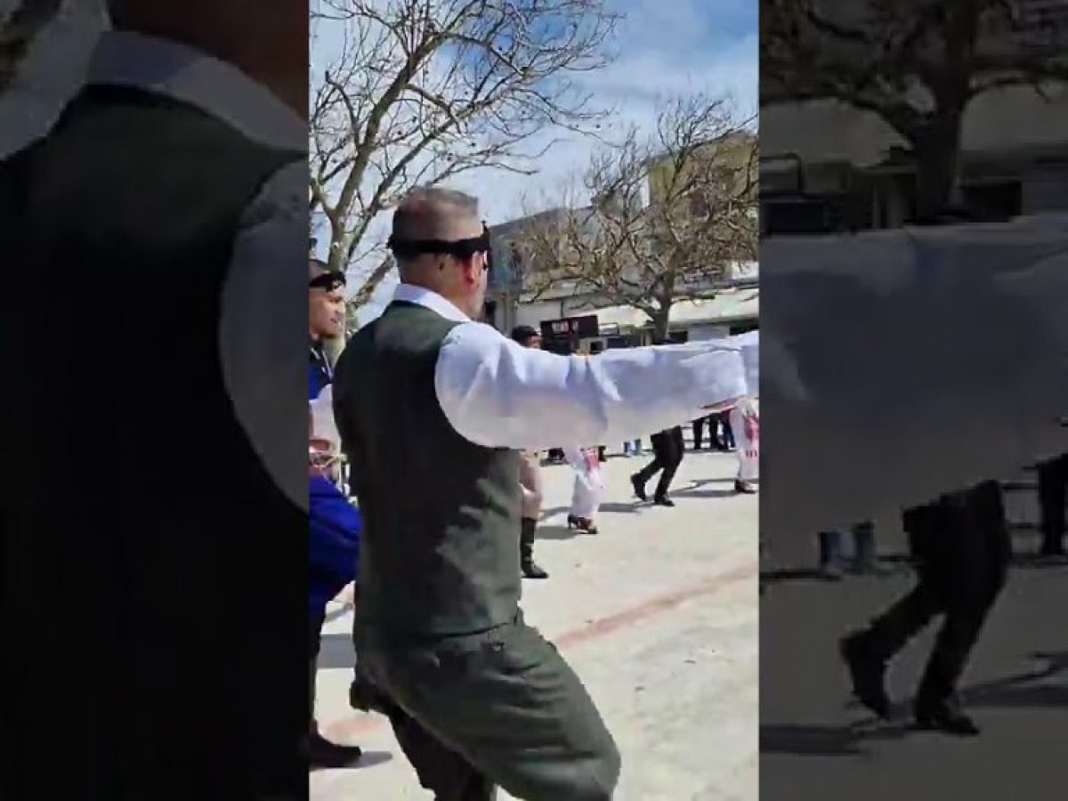 Η Ραφήνα τίμησε την εθνική επέτειο της 25ης Μαρτίου και τον Ευαγγελισμό της Θεοτόκου- παρέλαση και παραδοσιακοί χοροί (φωτο- βίντεο RPN)