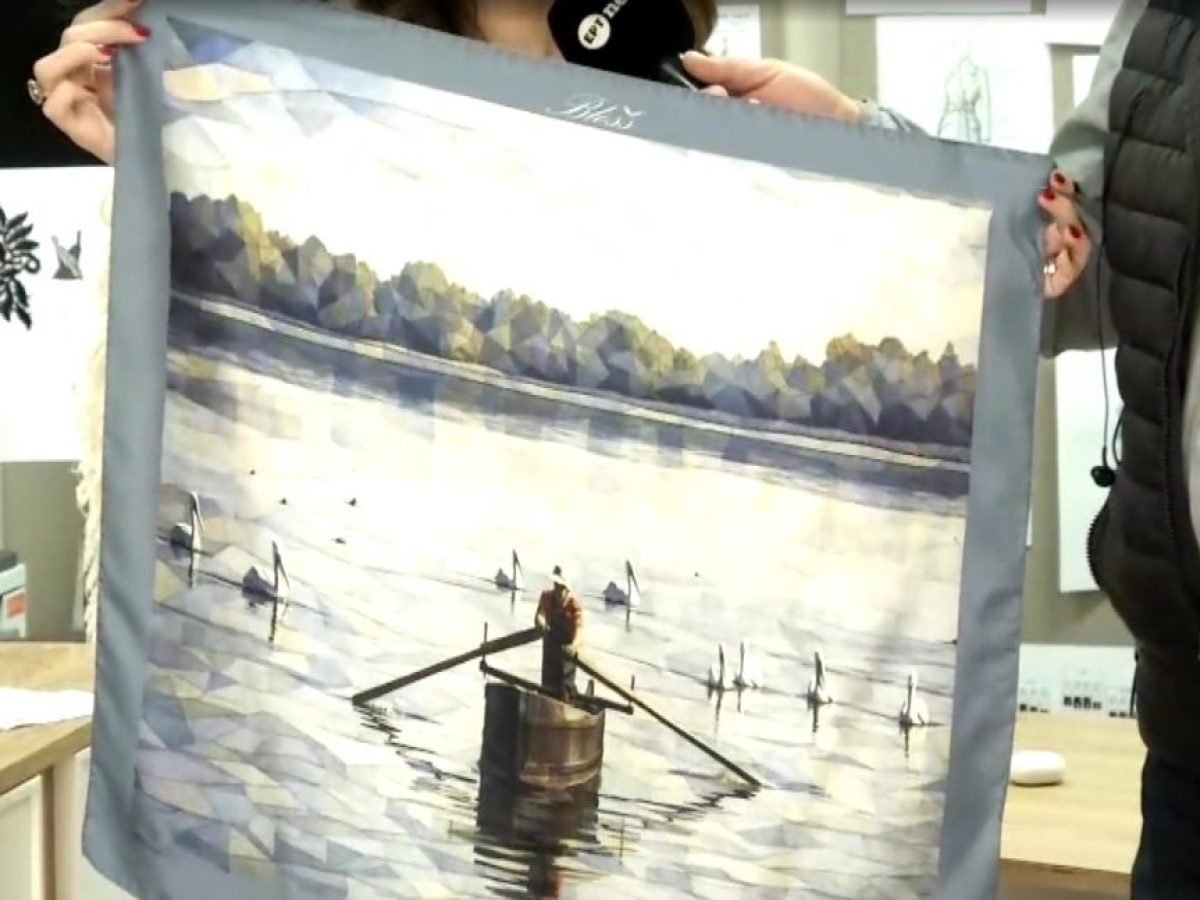 Η Σερραία σχεδιάστρια μόδας χώρεσε τις Σέρρες σε ένα φουλάρι