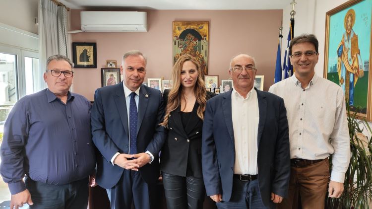 i-sintonistria-tou-grafiou-tou