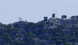 i-stratiotes-tis-ro-kimatizoun