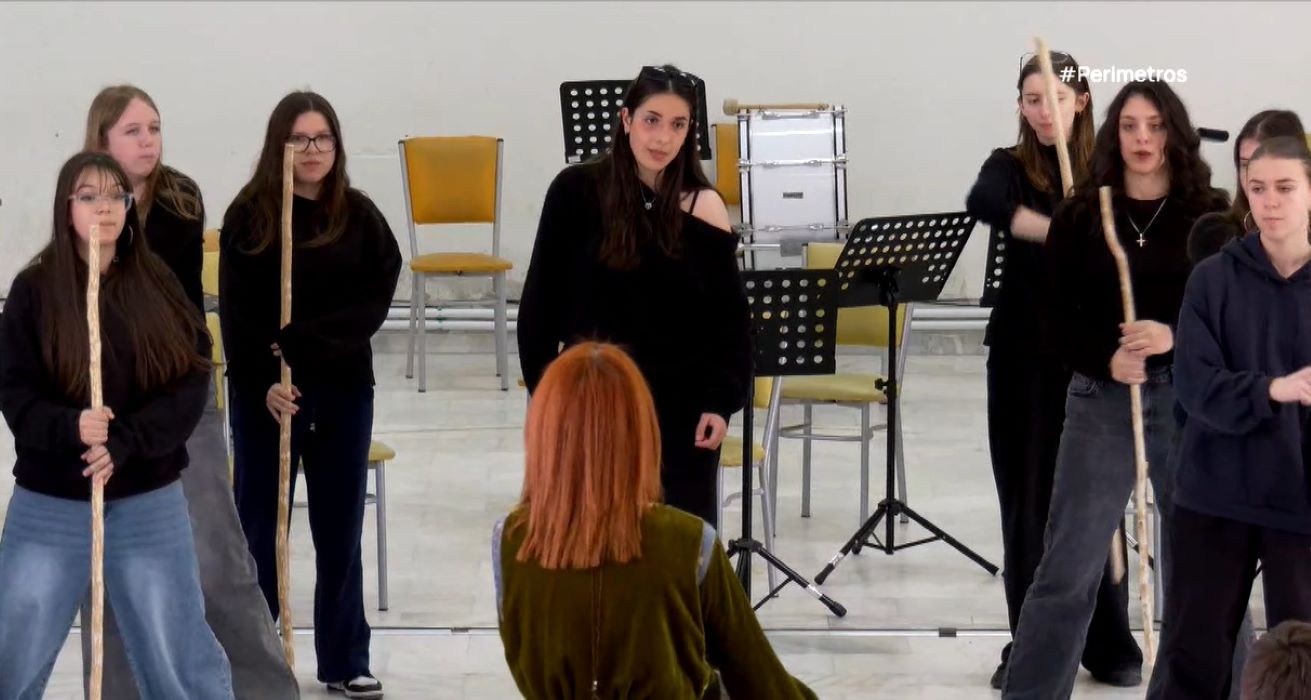 i-troades-tou-evripidi-se