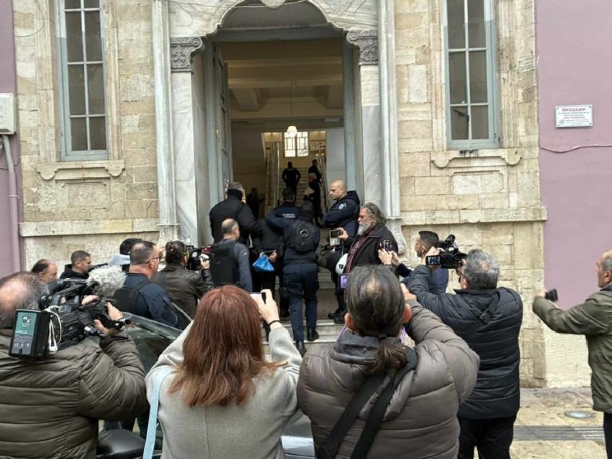 Ηράκλειο: Διεκόπη για τις 12 Μαΐου η δίκη για τη δολοφονική κακοποίηση του μικρού Αγγέλου