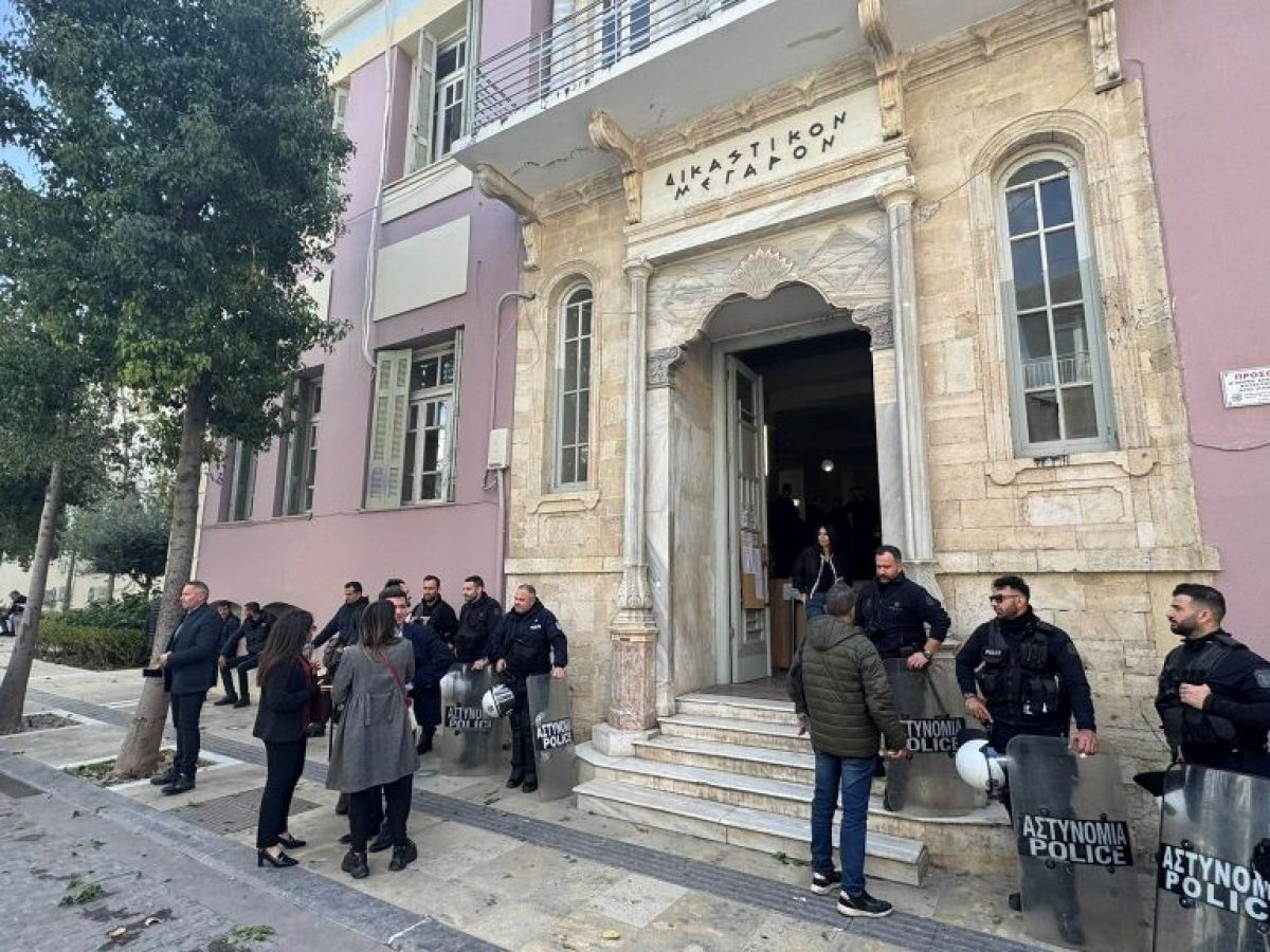 Ηράκλειο: Προφυλακιστέοι ο φερόμενος «εγκέφαλος» του κυκλώματος διακίνησης αλλοδαπών και η σύζυγός του