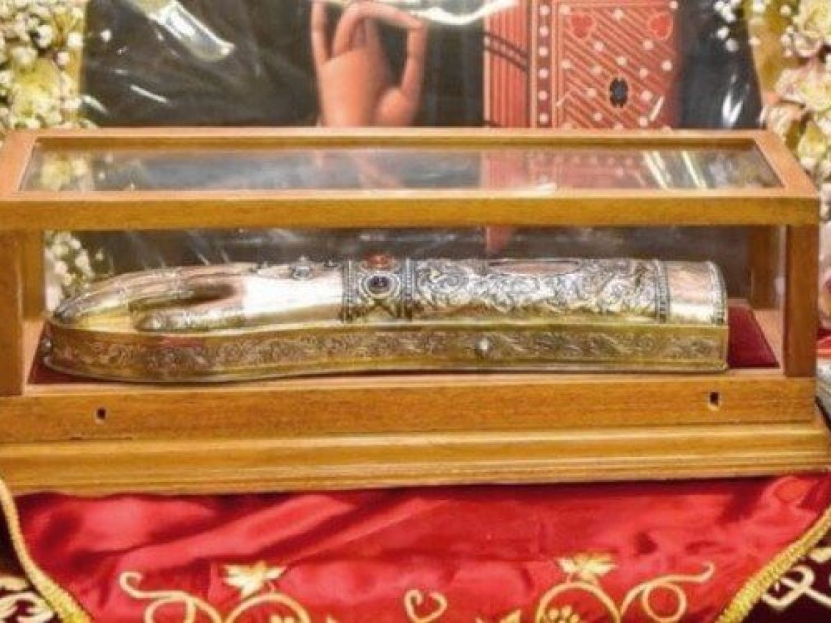 Καλλιθέα: Υποδοχή της Δεξιάς Χειρός του Αγίου Νεκταρίου Αιγίνης