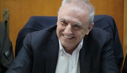 karistianou-Vs-deligiannis-sexistiki-simperifora&hellip;