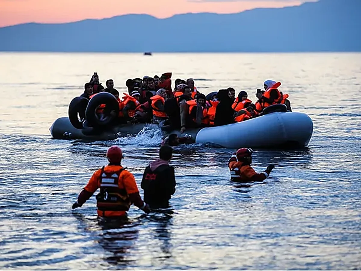 Καταδίωξη και σύλληψη 2 Τούρκων διακινητών με 36 μεταφερόμενους βόρεια της Ρόδου