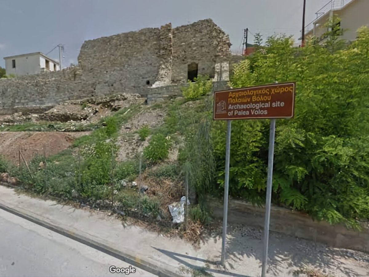 Καταγγελίες για την κατάσταση γύρω από το Κάστρο των Παλαιών