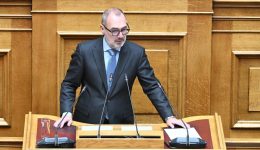 katsaniotis-erotisi-pros-ton
